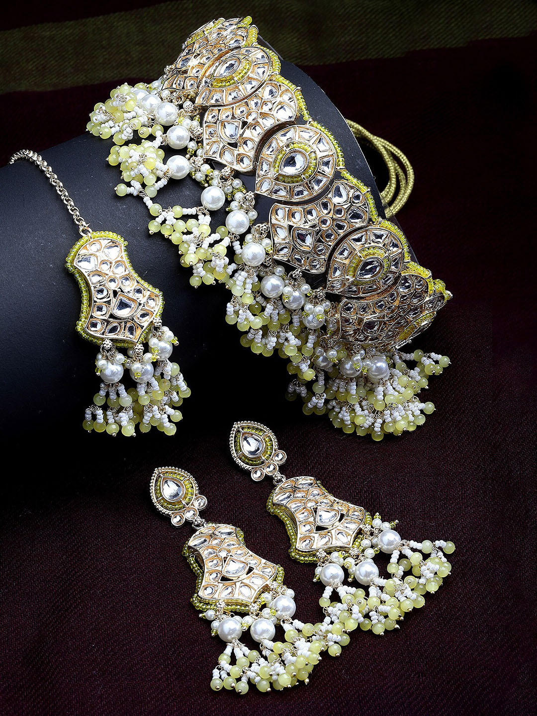 

KARATCART Gold-Plated Moti and Studded Kundan Jewellery Set, Yellow