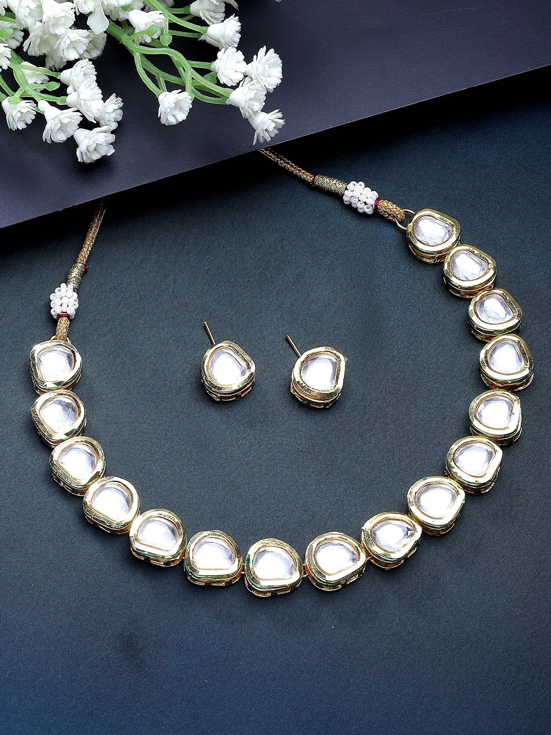 

KARATCART Gold-Plated Kundan-Studded Jewellery Set, White