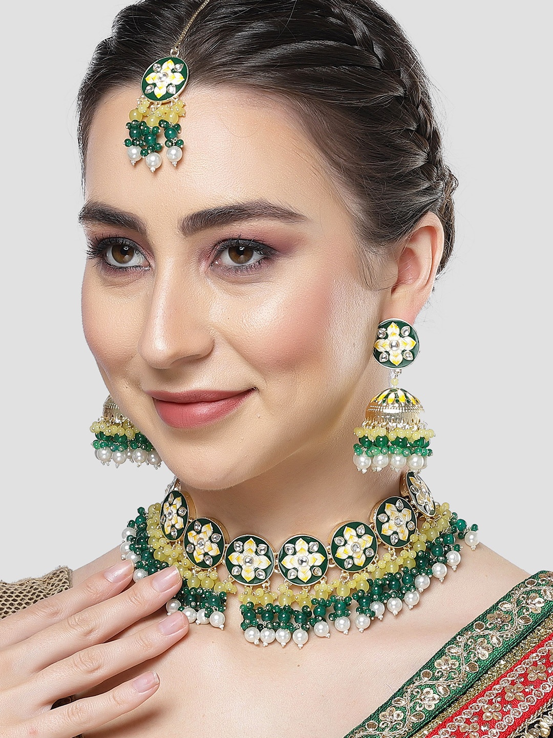 

KARATCART Gold-Plated Kundan Studded & Meenakari Detailed Choker Necklace Set, Green