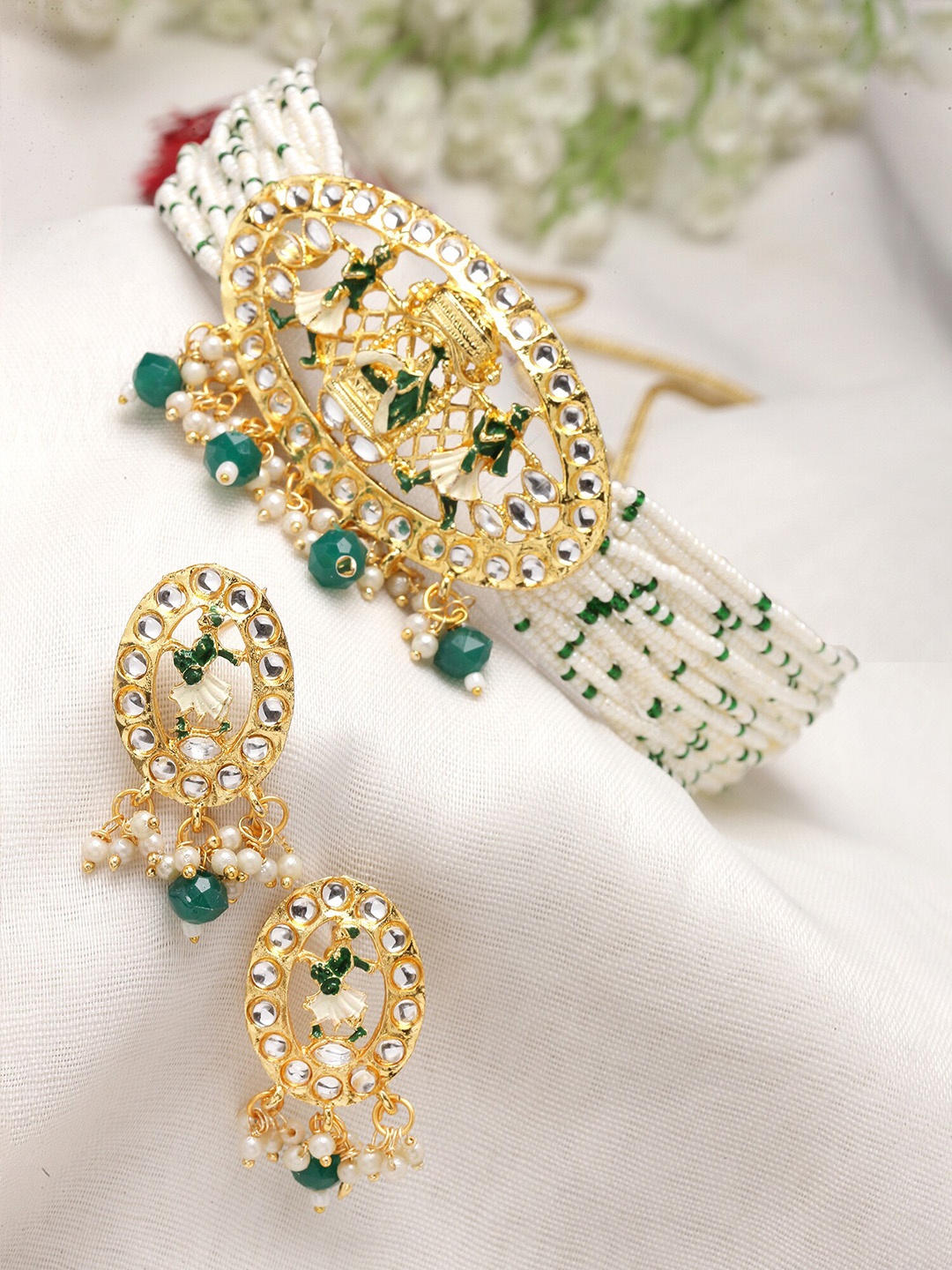 

KARATCART Gold-Plated Kundan-Studded Beaded Jewellery Set, Green