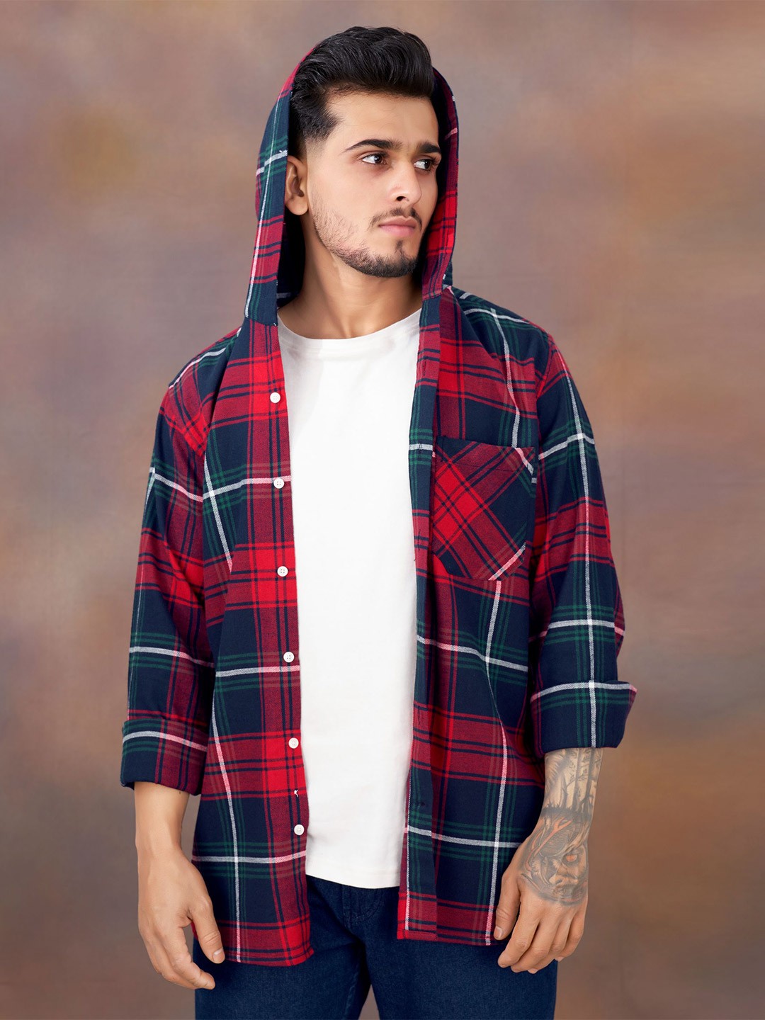 

FRENCH CROWN Men Red Standard Checked Casual Shirt