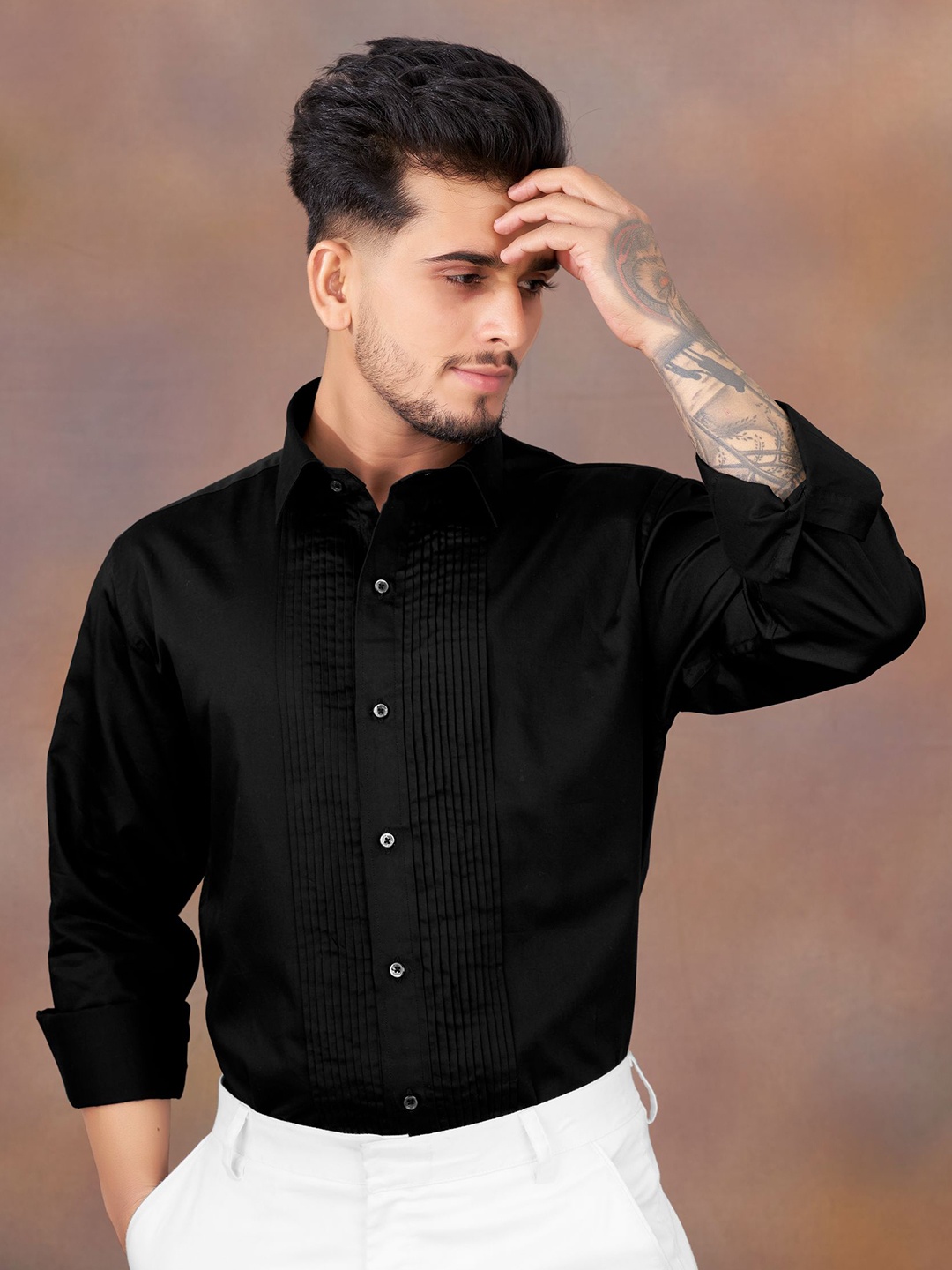 

FRENCH CROWN Men Black Standard Casual Shirt
