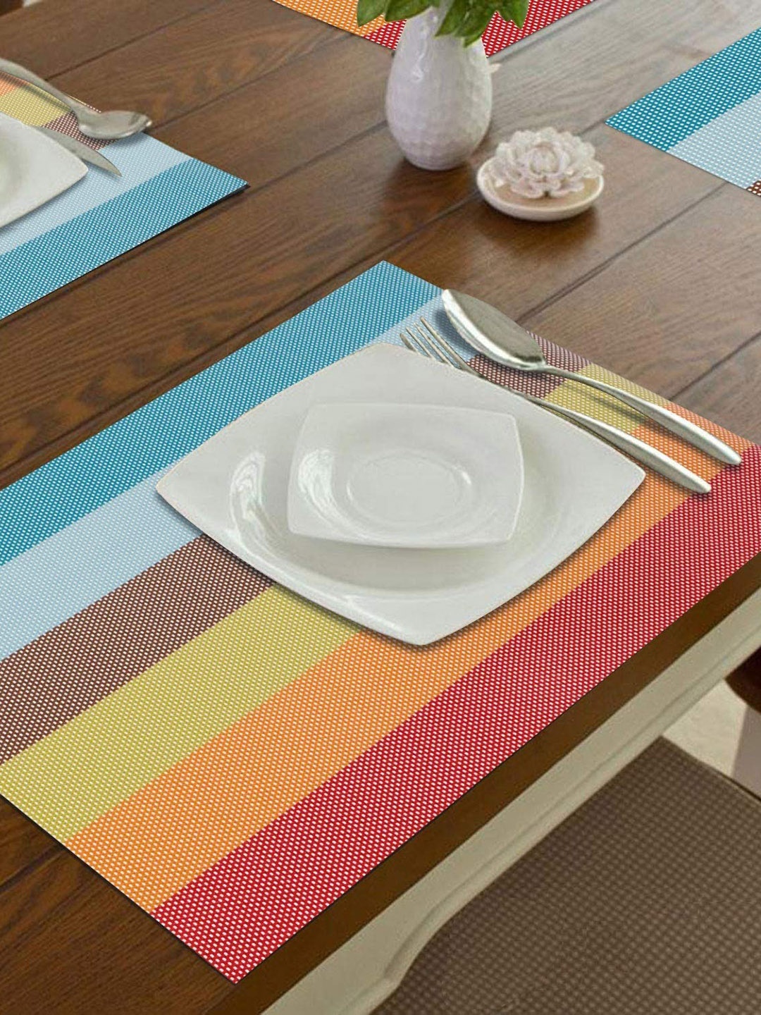 

royalkart Blue & Red 6 Pieces Textured Table Placemats