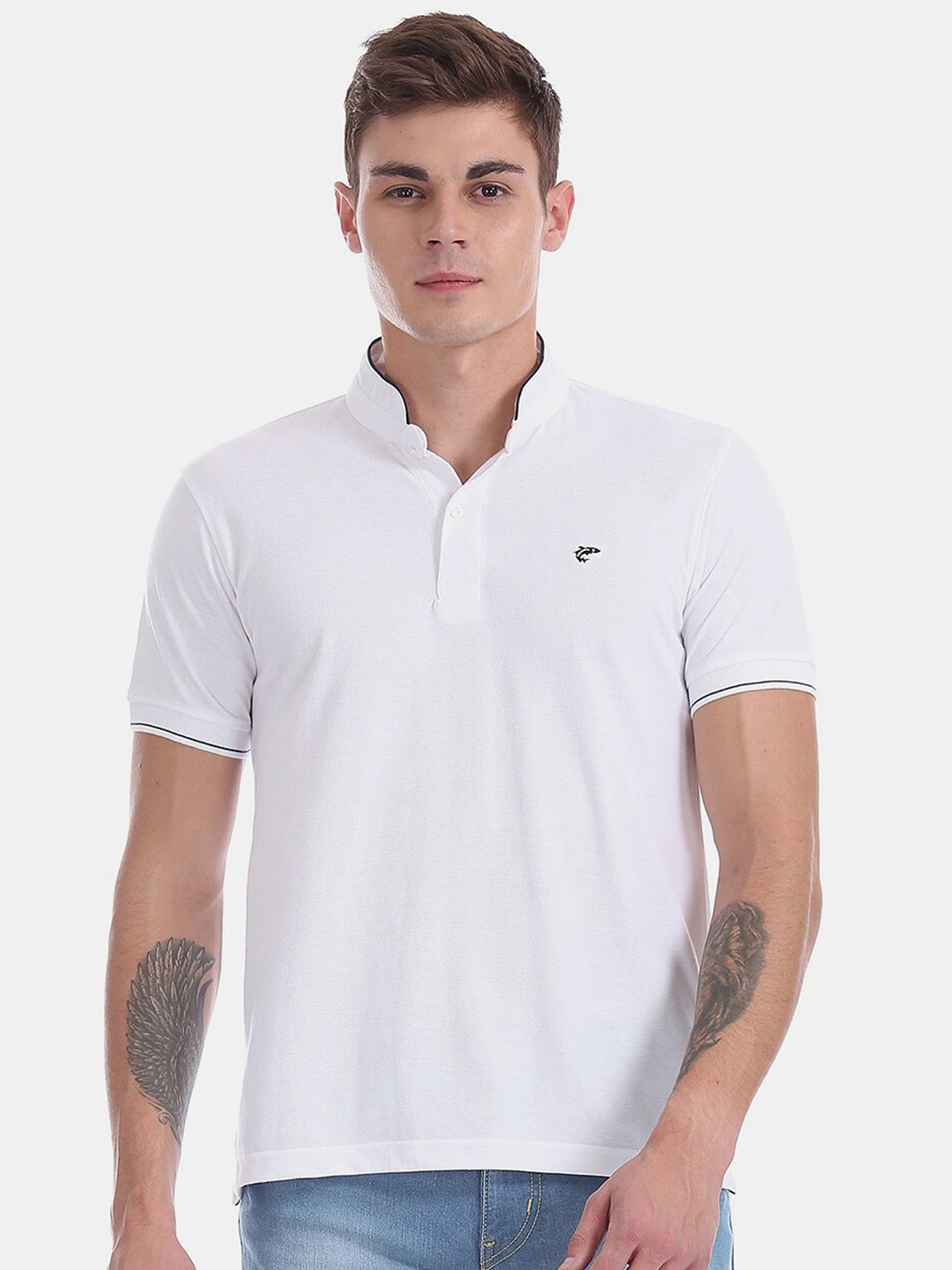 

V-Mart Mandarin Collar Short Sleeves Cotton T-shirt, White