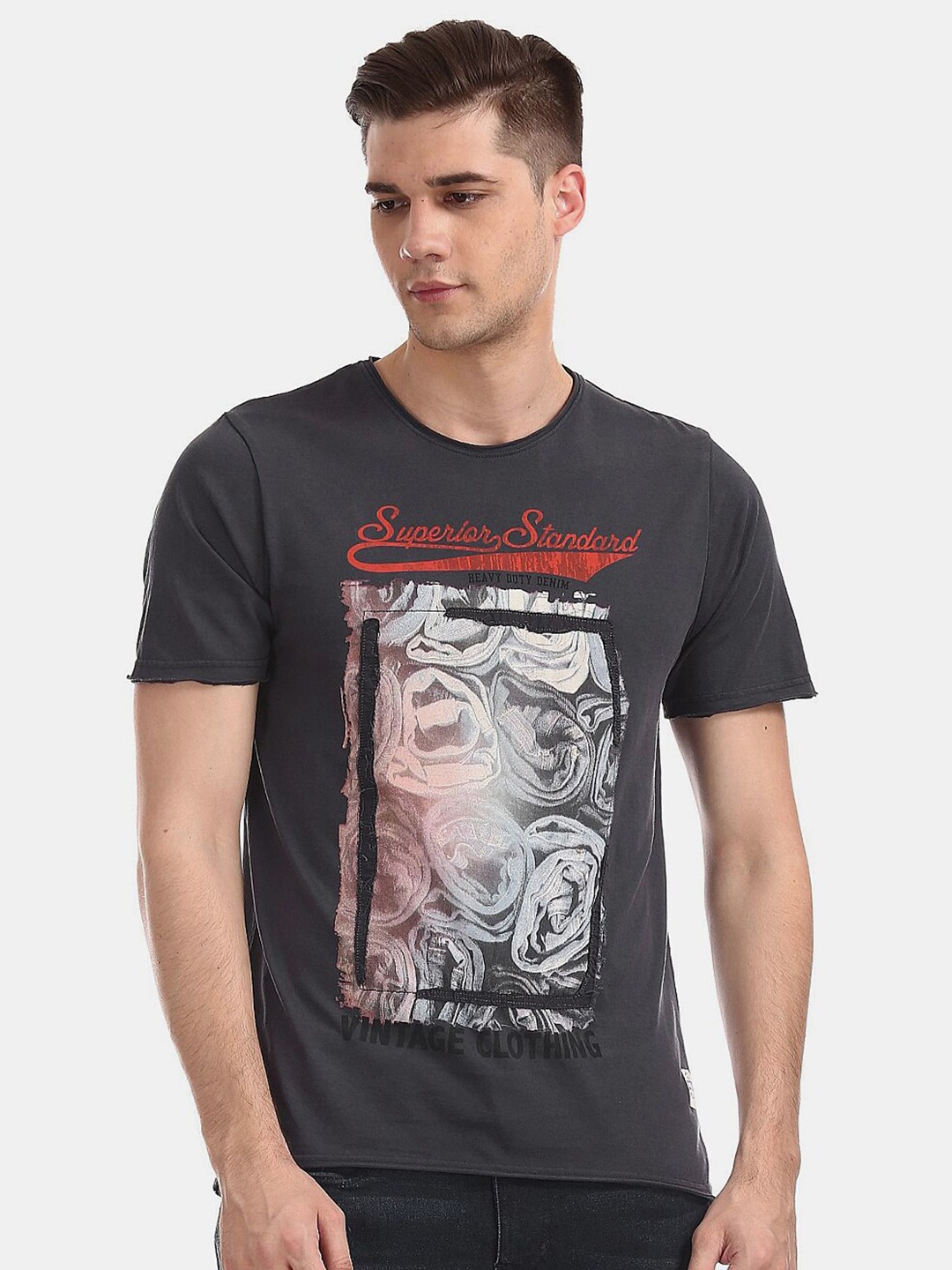 

V-Mart Graphic Printed Cotton T-shirt, Grey