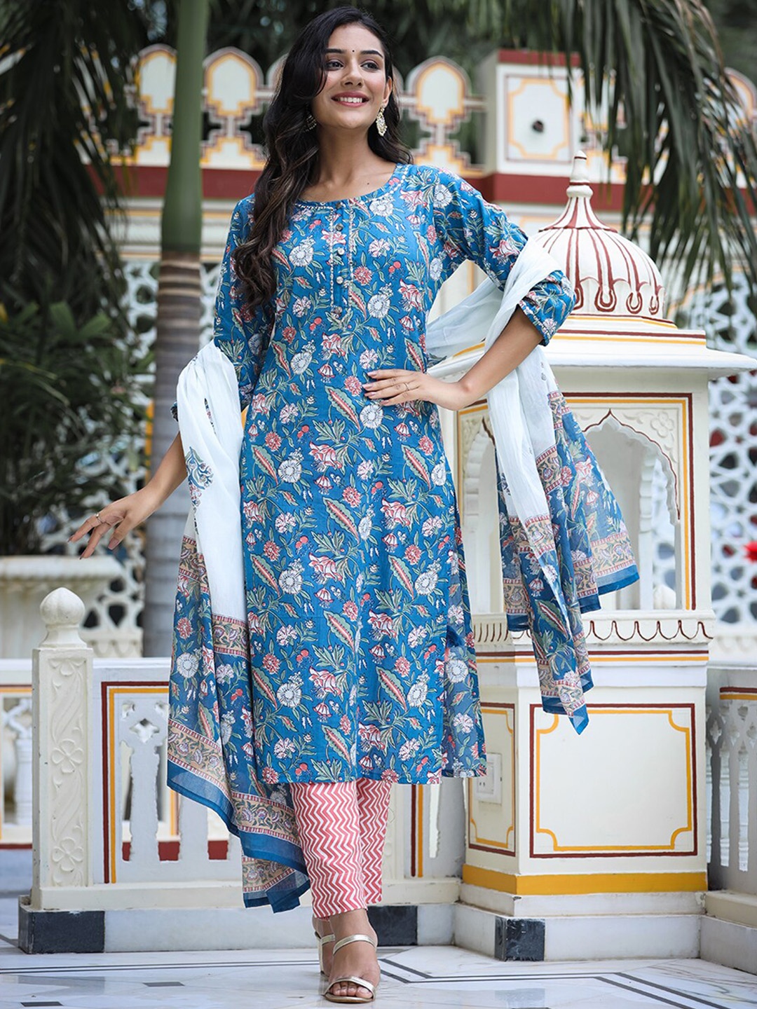 

KAAJH Floral Printed Mirror Work Pure Cotton Kurta with Trousers & With Dupatta, Blue