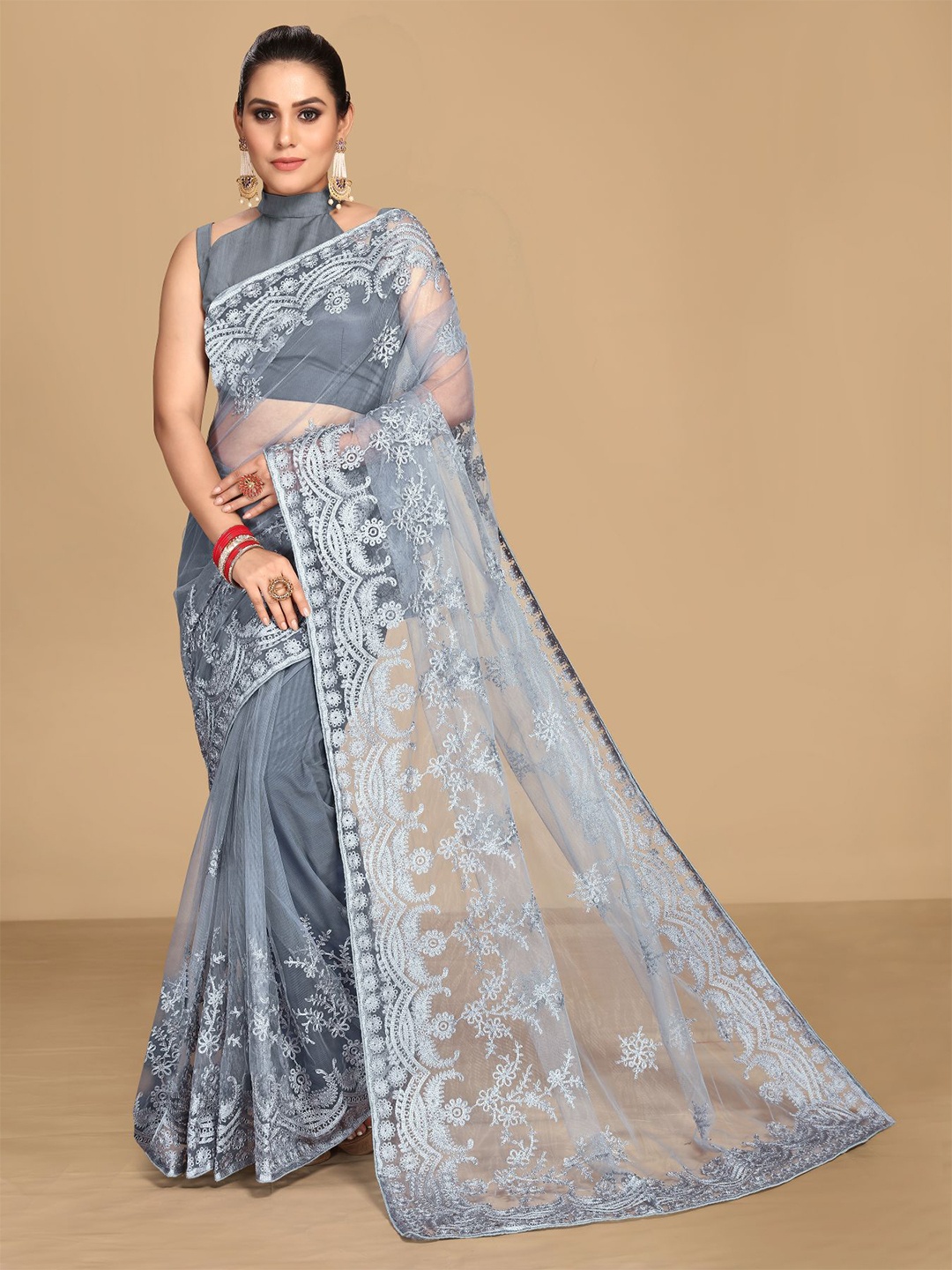 

VAIRAGEE Floral Embroidered Net Saree, Grey