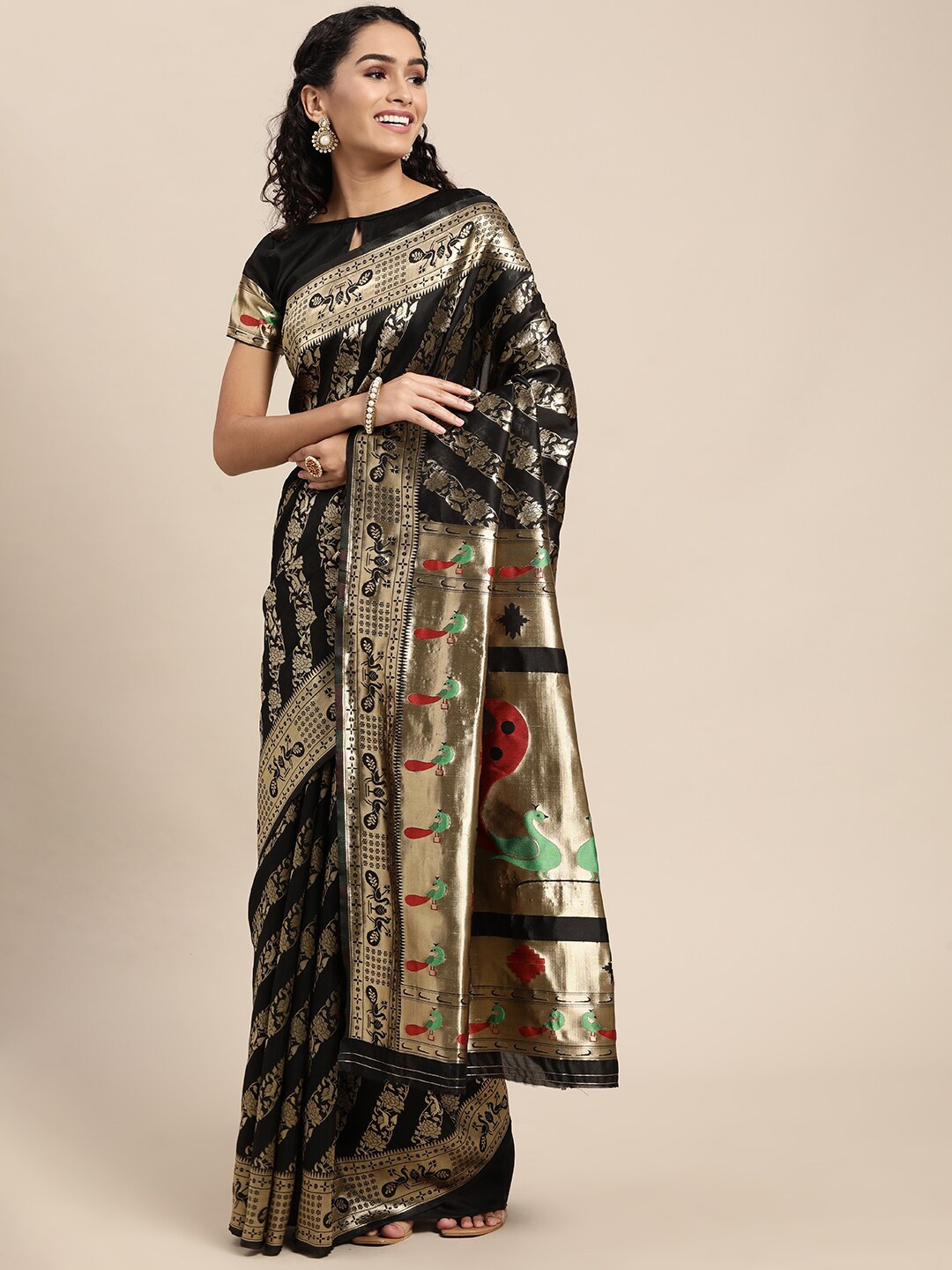 

VAIRAGEE Ethnic Motif Woven Design Zari Banarasi Saree, Black