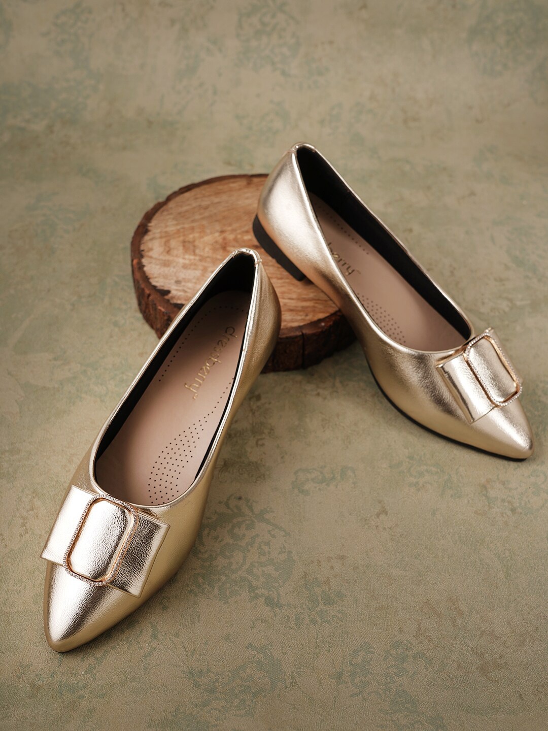 

DressBerry Women Pointed Toe Ballerinas With Bows, Gold