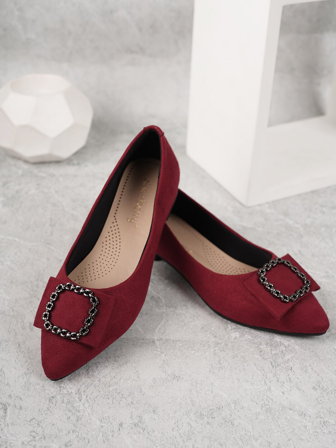

DressBerry Women Pointed Toe Ballerinas With Bows, Red