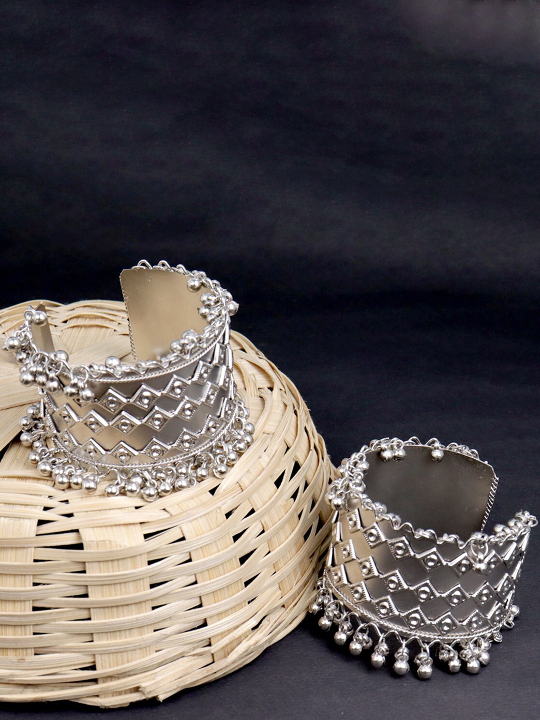 

VAGHBHATT Set Of 2 Silver-Plated Oxidised Cuff Bracelets