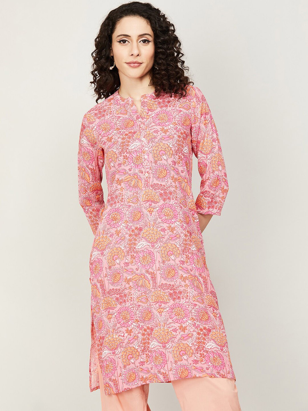 

Melange by Lifestyle Floral Printed Round Neck Kurta, Pink