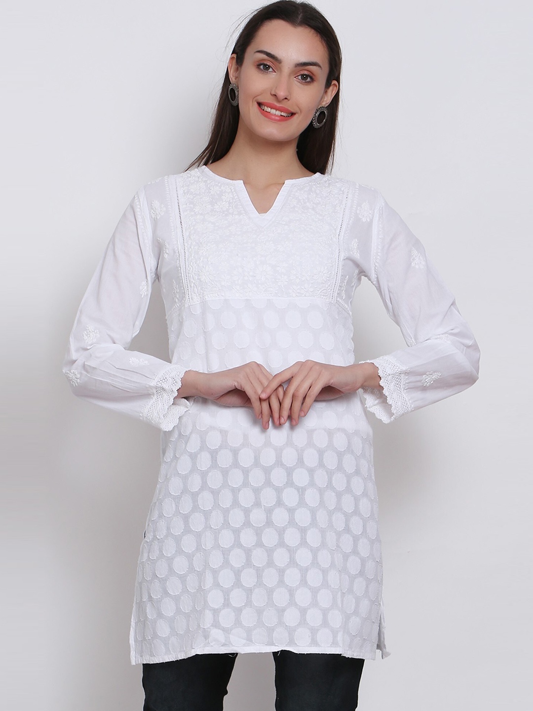 

PARAMOUNT CHIKAN Ethnic Motifs Embroidered V-Neck Pure Cotton Chikankari Kurti, White