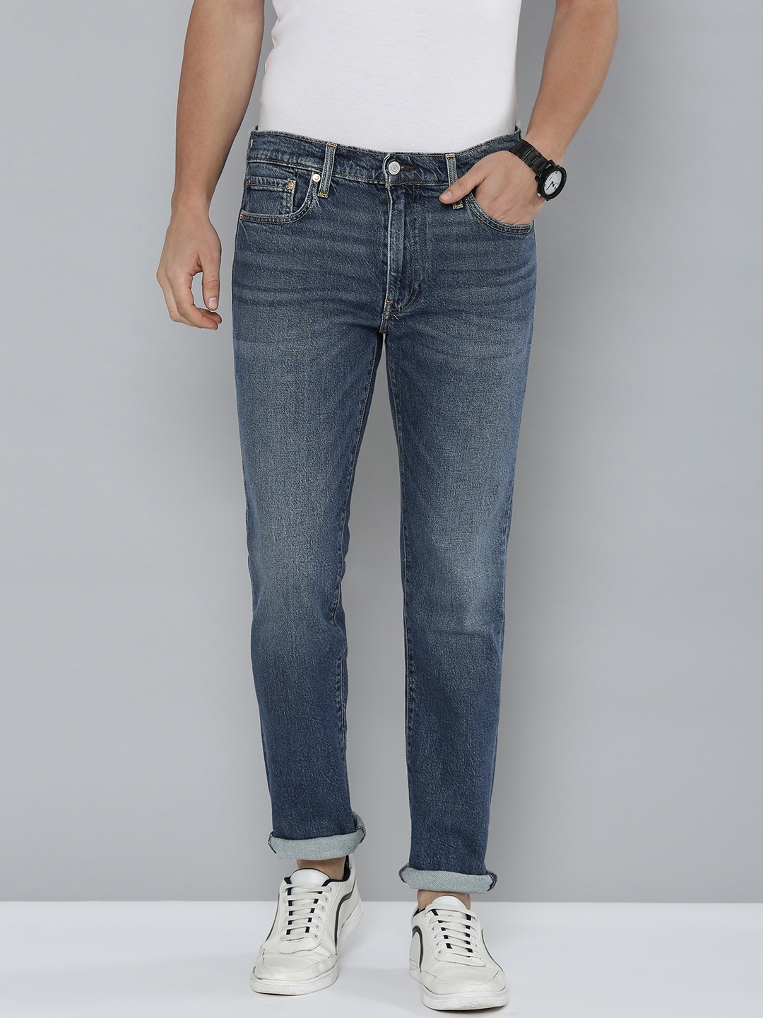 

Levis Men Slim Fit Heavy Fade Stretchable Mid-Rise Jeans, Blue