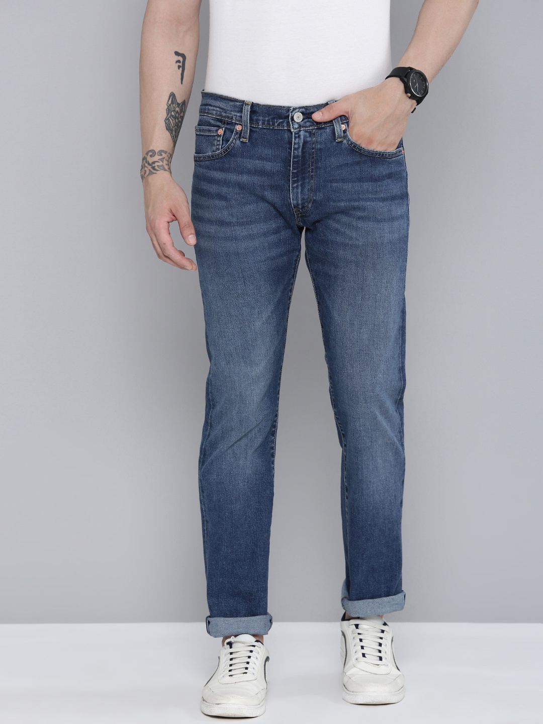 

Levis Men 511 Slim Fit Low-Rise Heavy Fade Stretchable Jeans, Blue