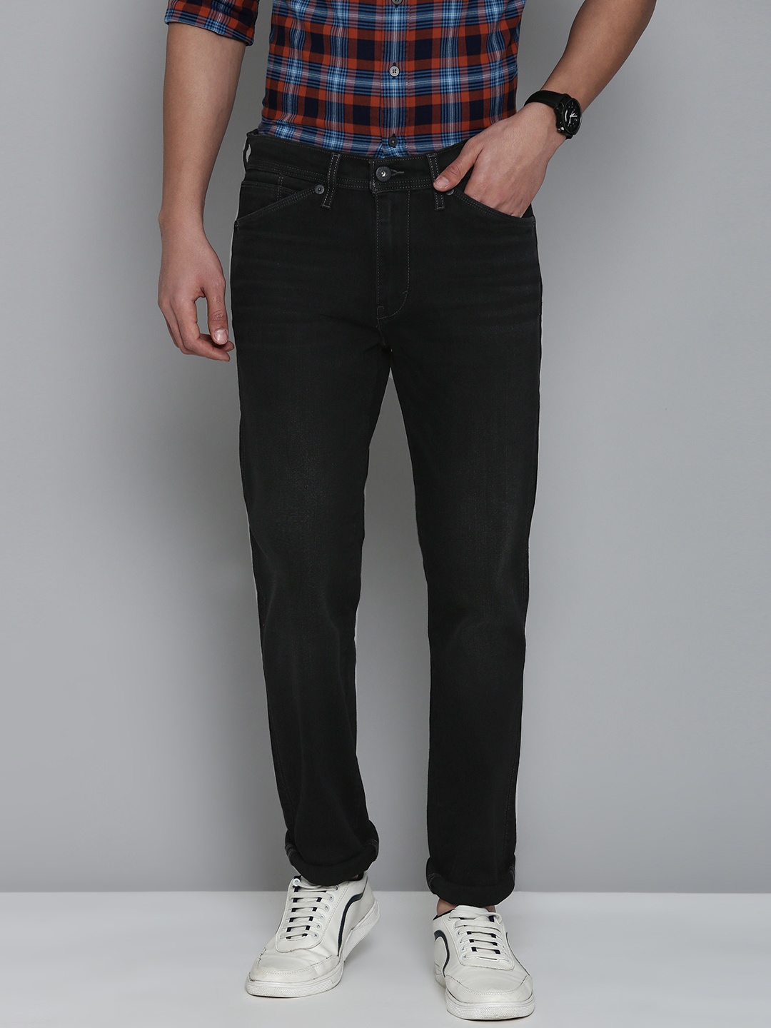 

Levis Men 511 Slim Fit Mid-Rise Stretchable Jeans, Black
