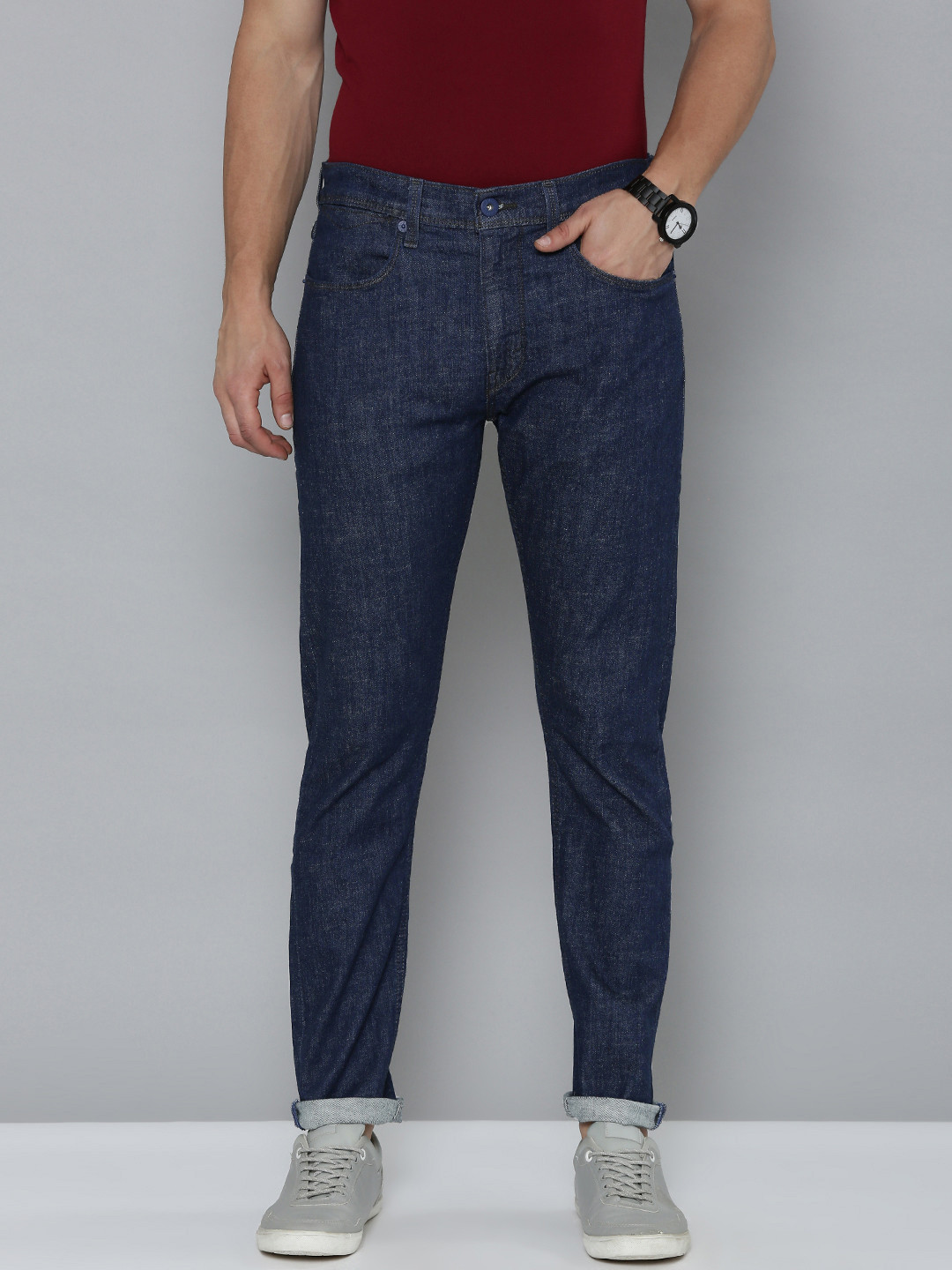 

Levis Men Tapered Fit Mid-Rise Light Fade Stretchable Jeans, Blue