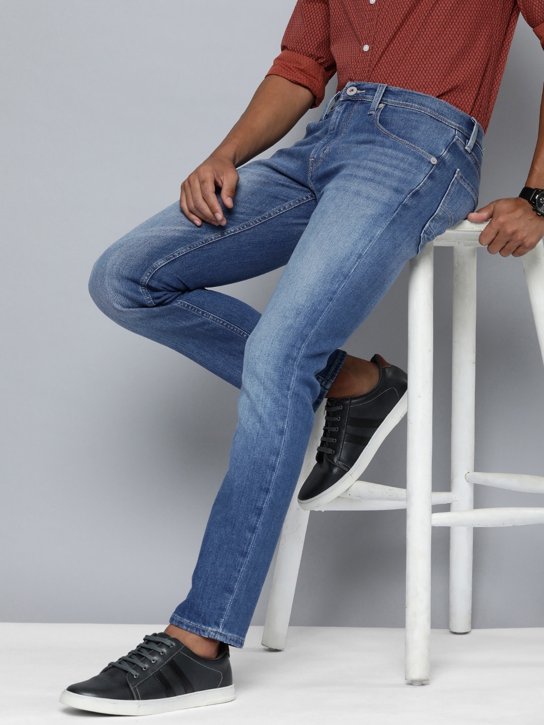 

Levis Men Skinny Fit Heavy Fade Stretchable Mid-Rise Jeans, Blue