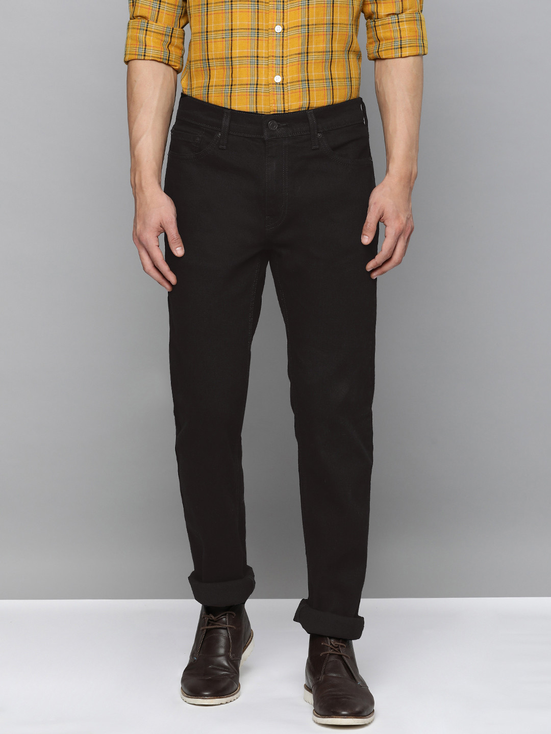 

Levis Men 511 Slim Fit Low-Rise Stretchable Jeans, Black