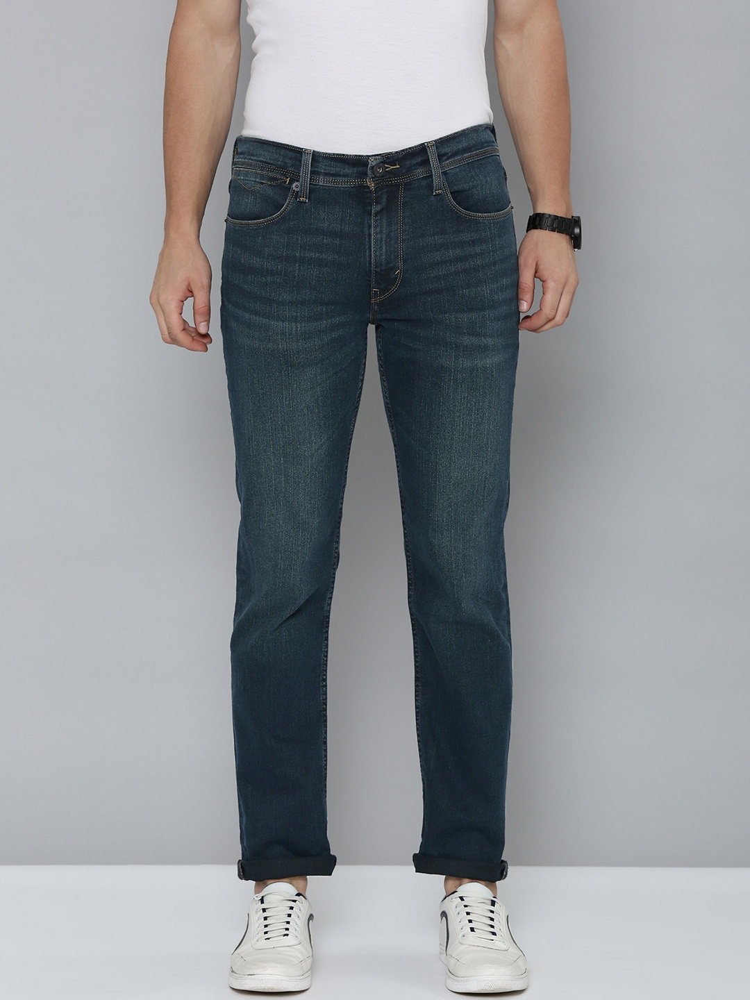 

Levis Men 511 Slim Fit Low-Rise Heavy Fade Stretchable Jeans, Navy blue