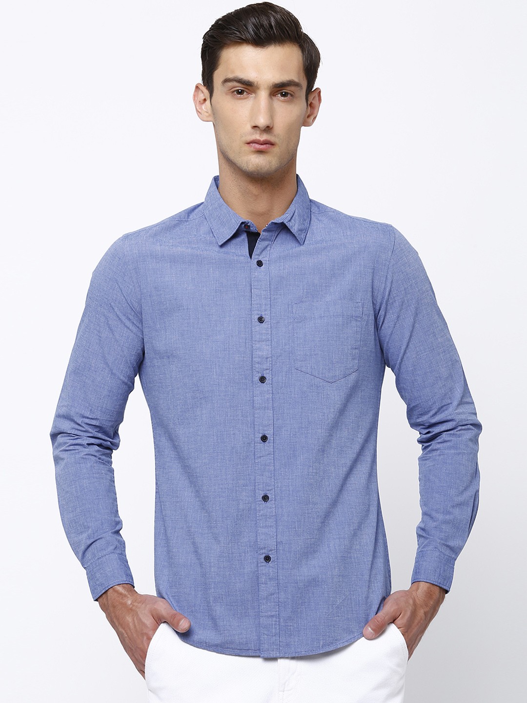 

Black coffee Men Blue Slim Fit Solid Casual Shirt