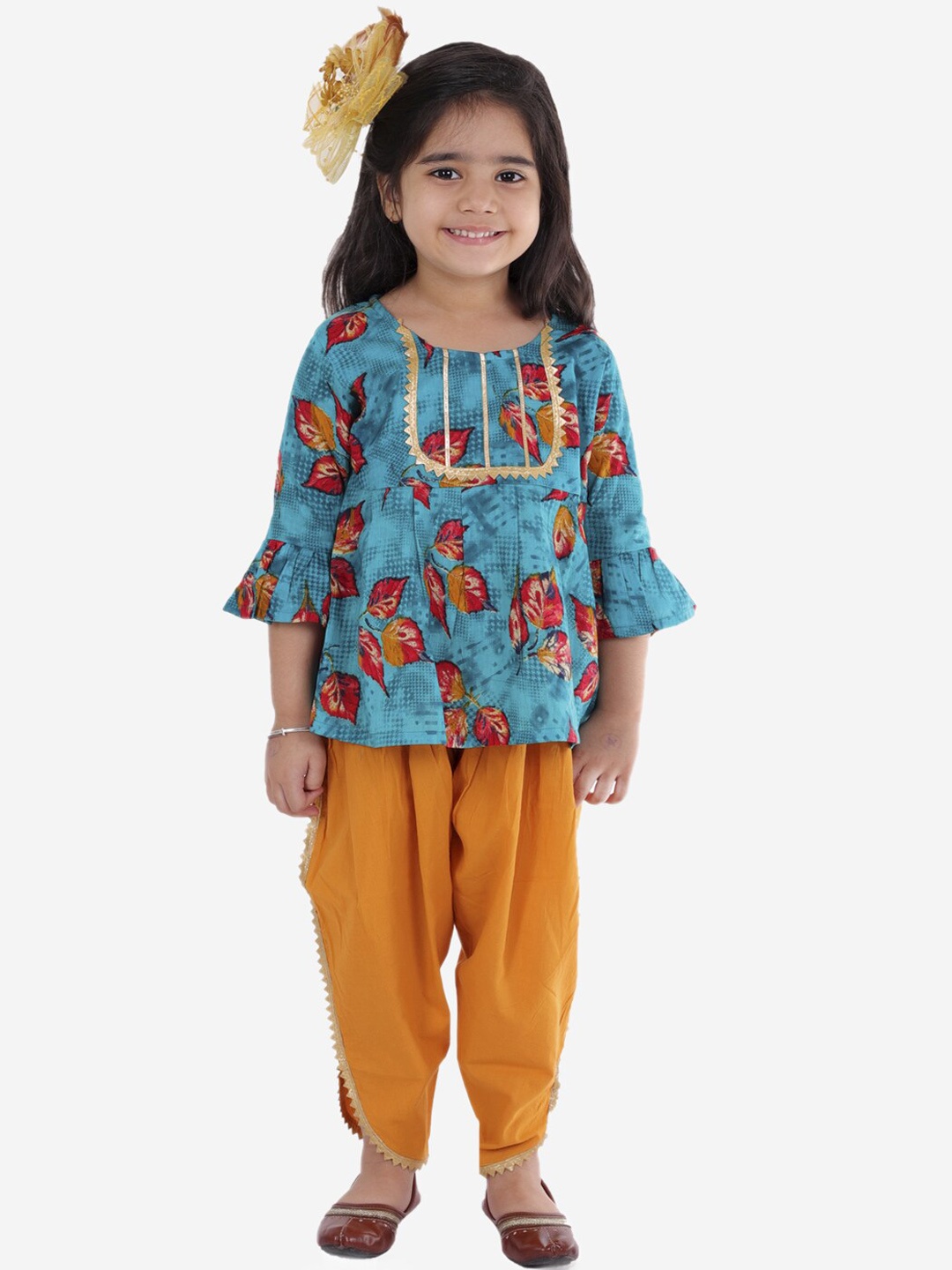 

Superminis Girls Floral Printed Pleated Gotta Patti Pure Cotton Kurti with Salwar, Green