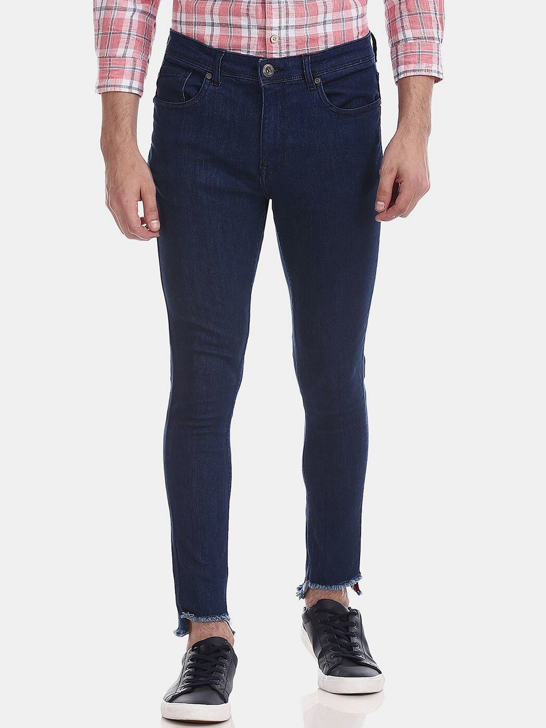 

V-Mart Men Classic Regular Fit Cotton Jeans, Blue