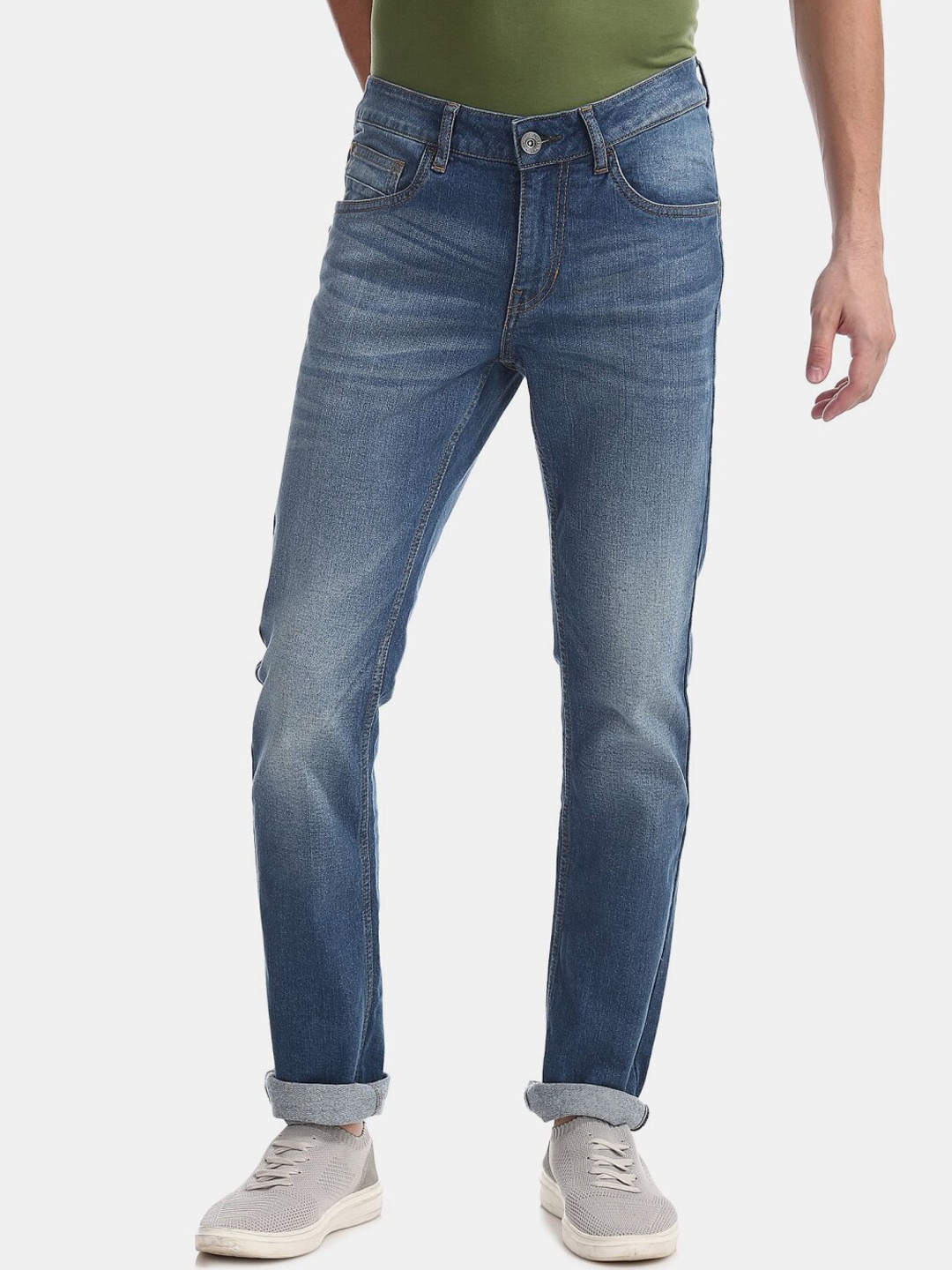 

V-Mart Men Clean Look Classic Low Rise Light Fade Cotton Jeans, Blue
