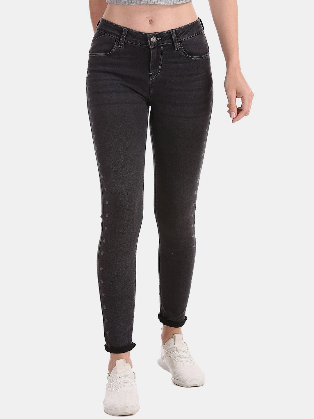

V-Mart Women Classic Mid-Rise Cotton Jeans, Black
