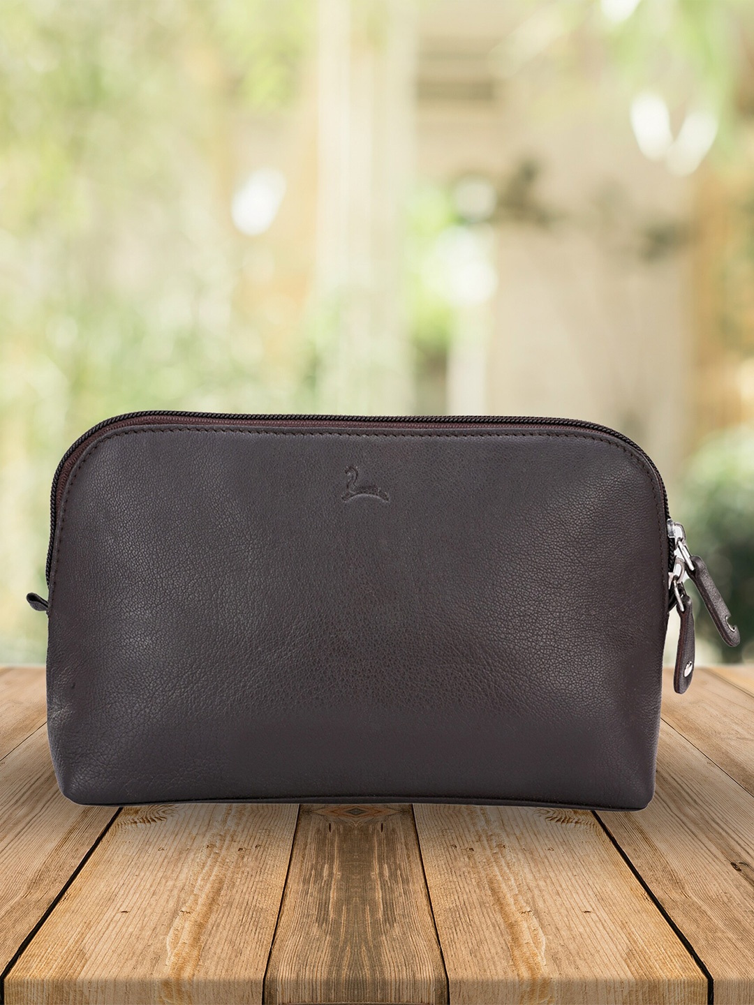 

Pacific Gold Men Zip Detail Leather Pouch, Brown