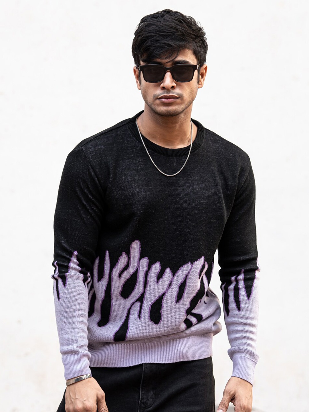 

Powerlook Abstract Printed T-shirt, Black
