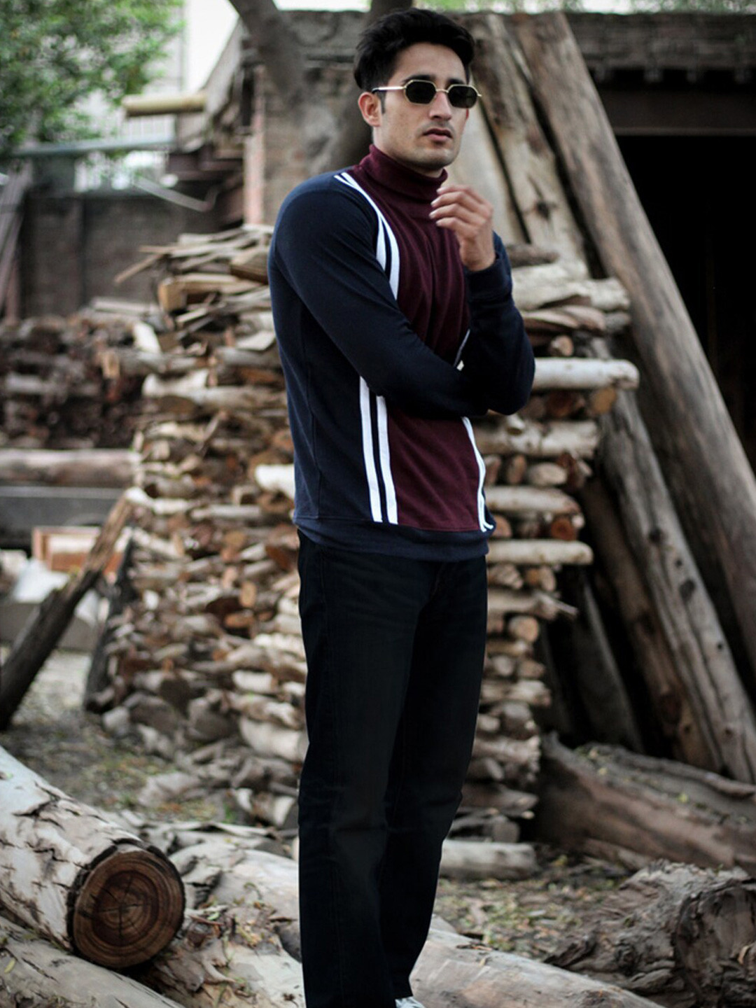 

Powerlook Striped High Neck T-shirt, Maroon