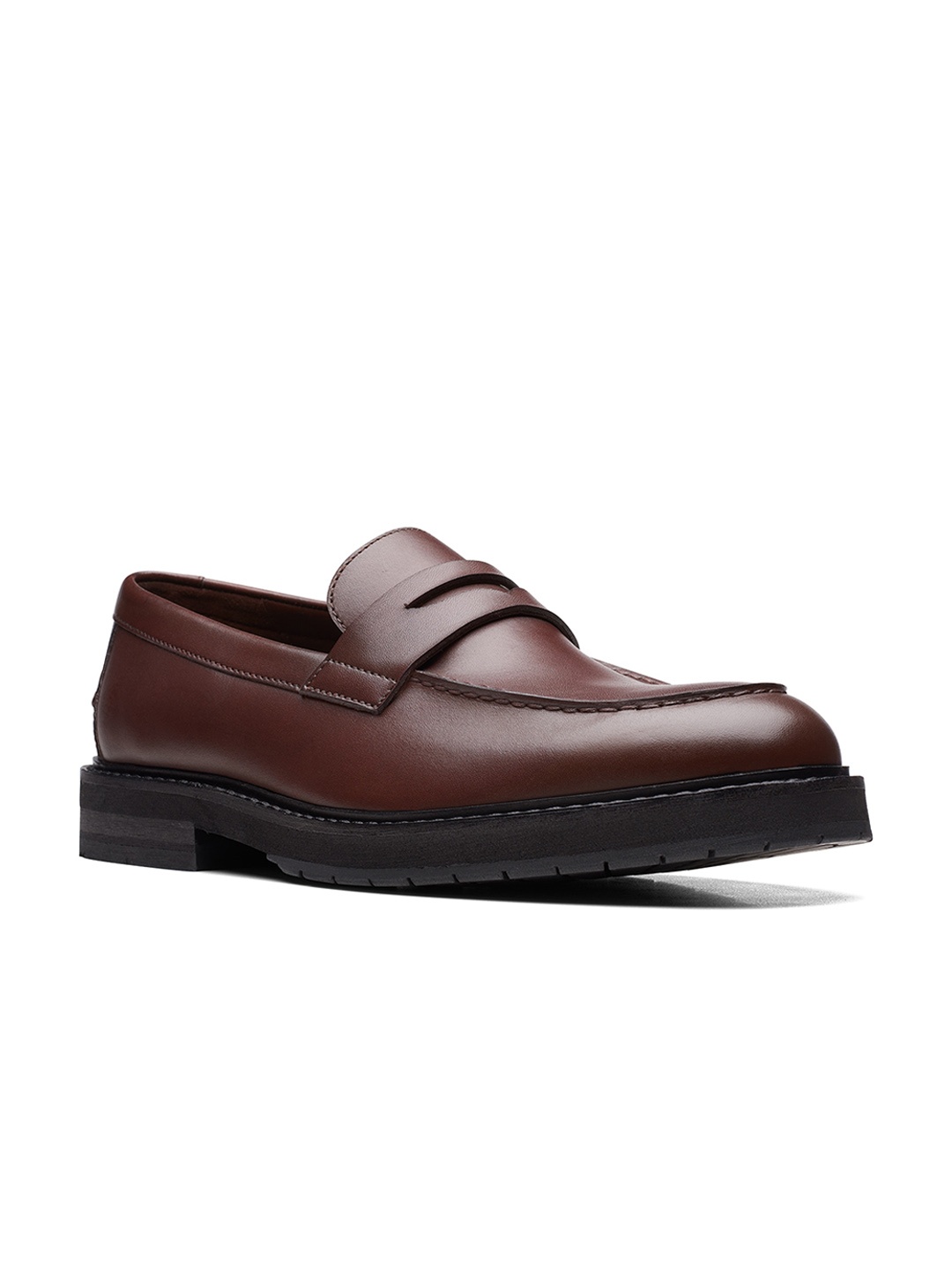 

Clarks Men Mid-Top Leather Loafers, Tan