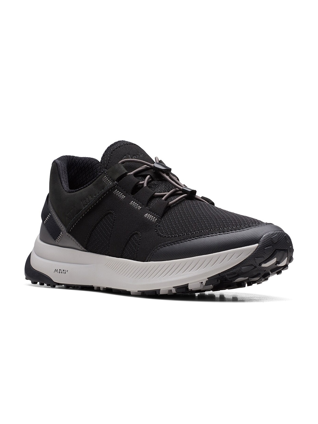 

Clarks Men Woven Design Sneakers, Black