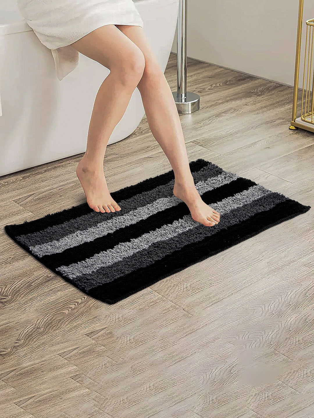 

HOMEMONDE Black & Grey Striped 2000 GSM Anti-Slip Rectangular Bath Rug