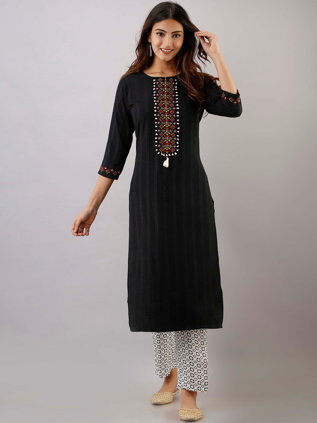 

Pankvi Straight Embroidered Kantha Work Kurta with Trousers, Black