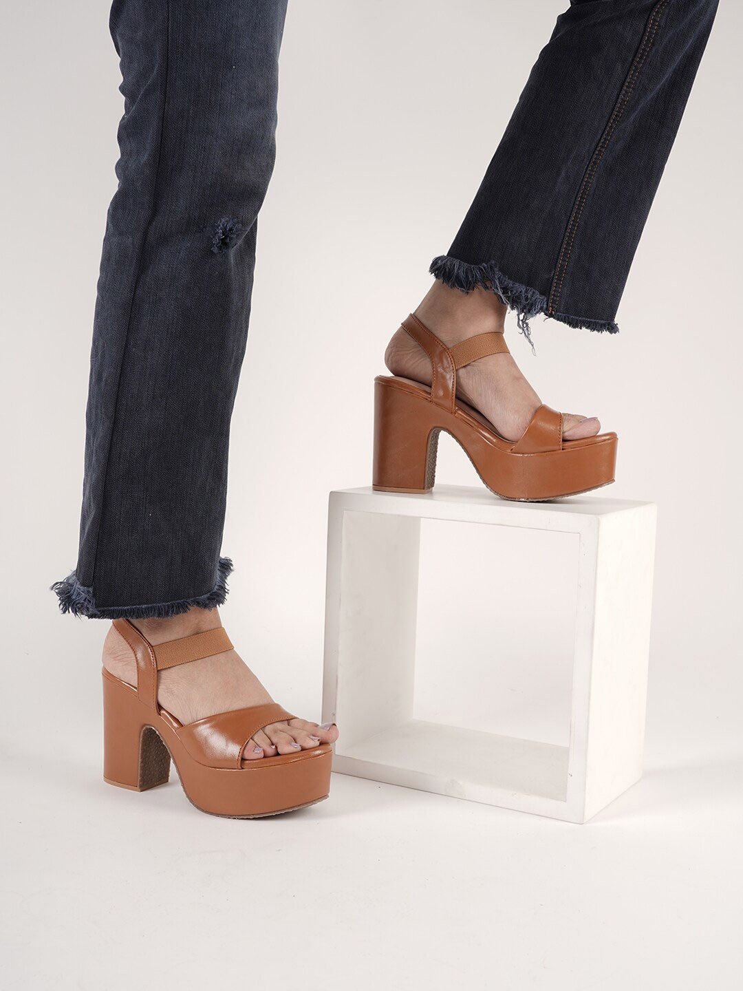 

DressBerry Open Toe Platform Heels, Tan