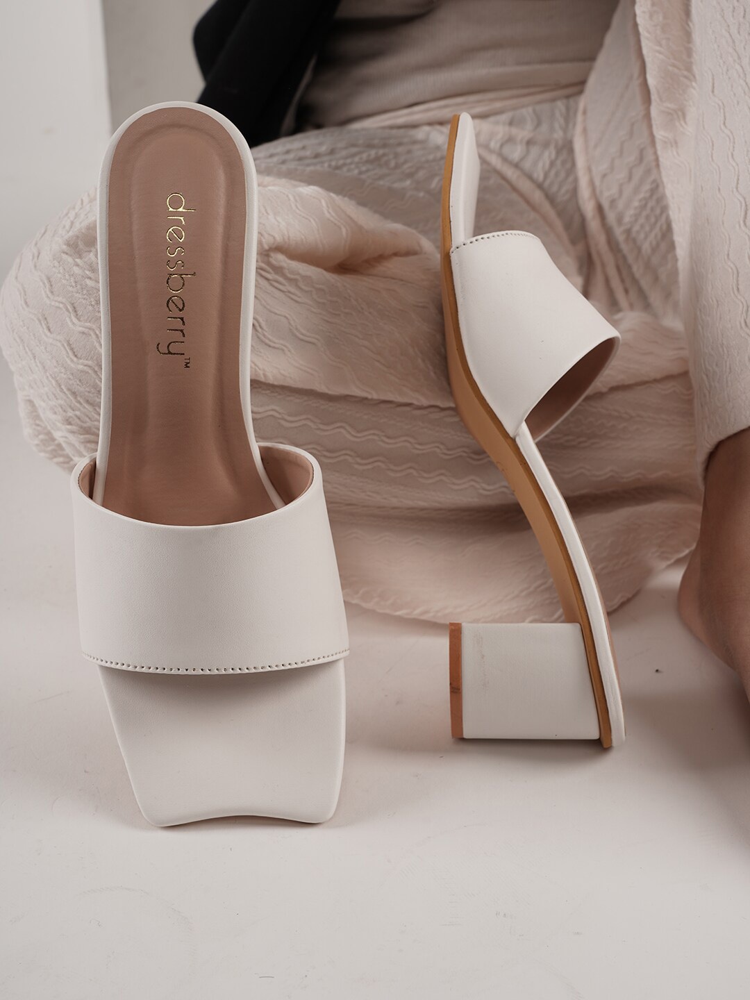 

DressBerry Open Toe Block Heels, White