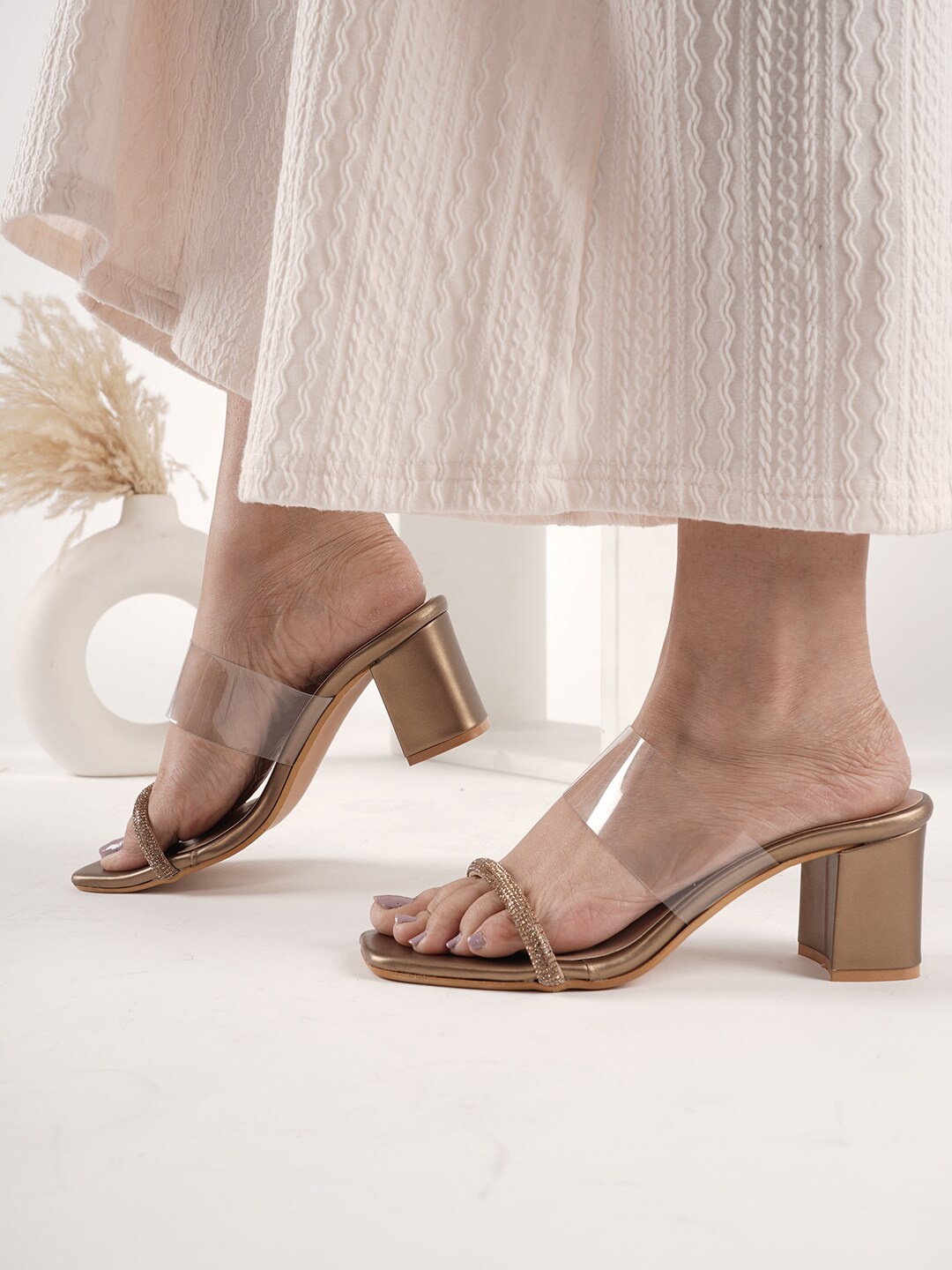 

DressBerry Women Open Toe Block Heels, Brown