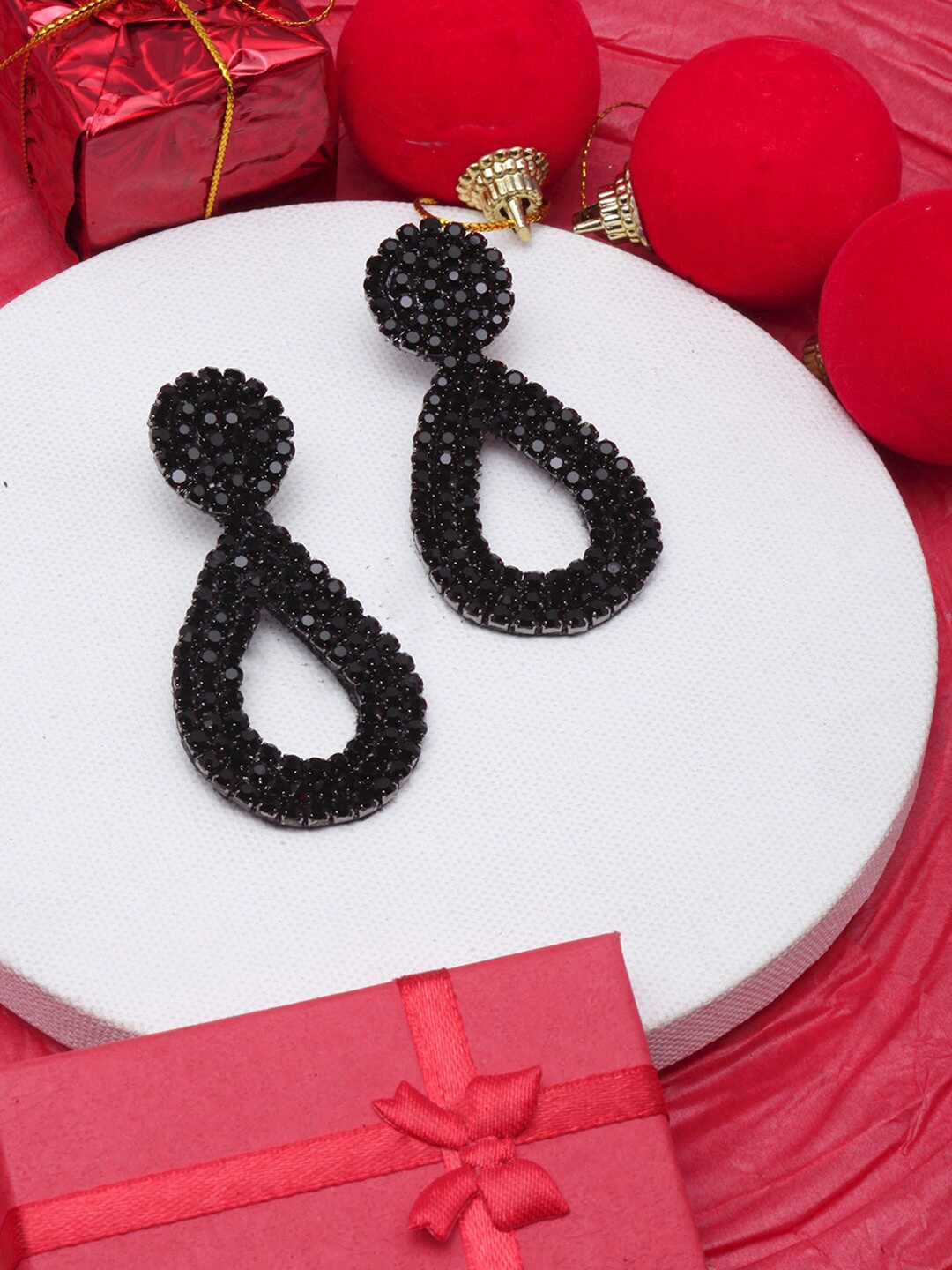 

DIVA WALK Rhinestone Studded Drop Earrings, Black