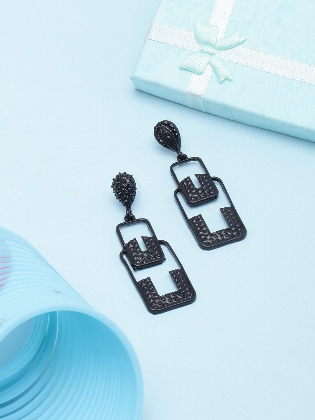 

DIVA WALK Black-Plated Square Drop Earrings