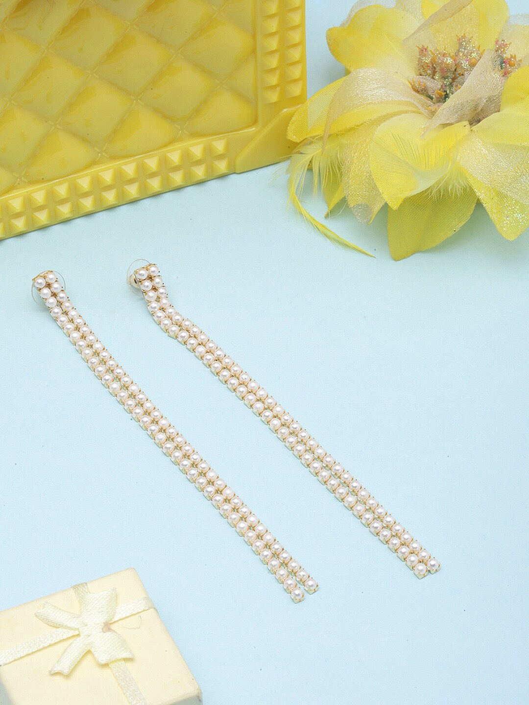 

DIVA WALK Gold-Plated Contemporary Pearls Studded Drop Earrings