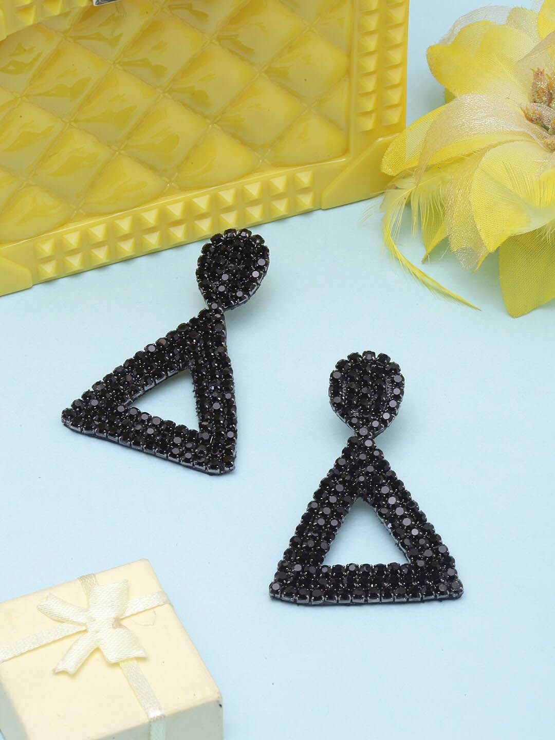

DIVA WALK Contemporary Drop Earrings, Black