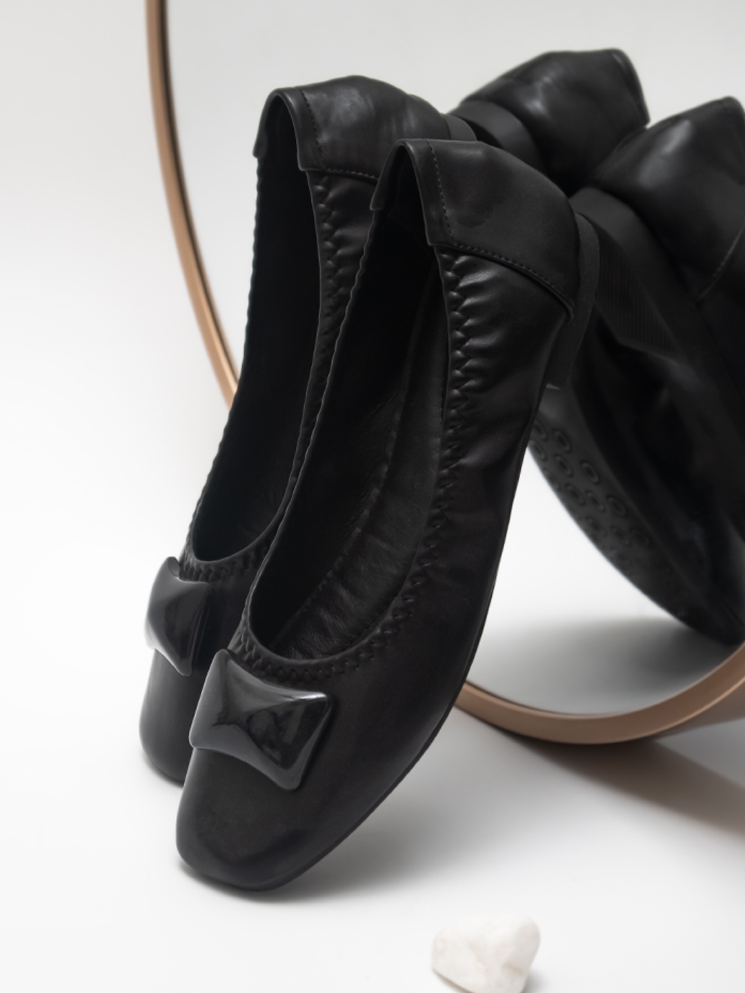 

Inc 5 Women Square Toe Ballerinas Flats, Black