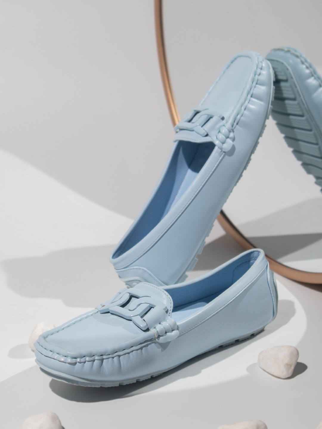 

Inc 5 Women Solid Square Toe Loafers, Blue