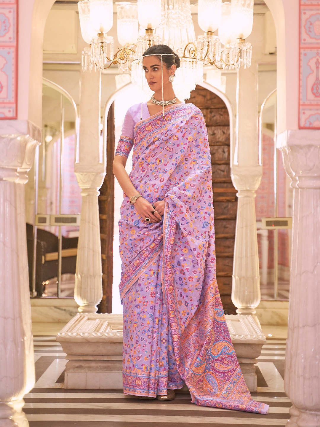 

Mitera Floral Woven Design Zari Pure Silk Saree, Lavender