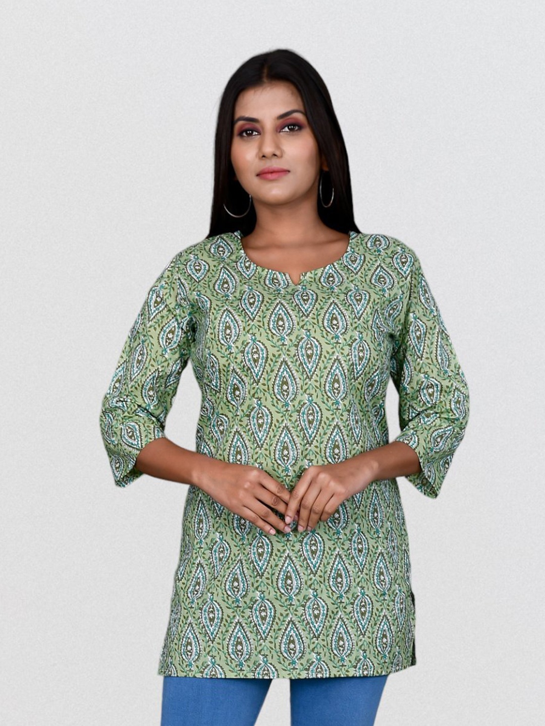 

Kesarya Geometric Printed Pure Cotton Kurti, Green