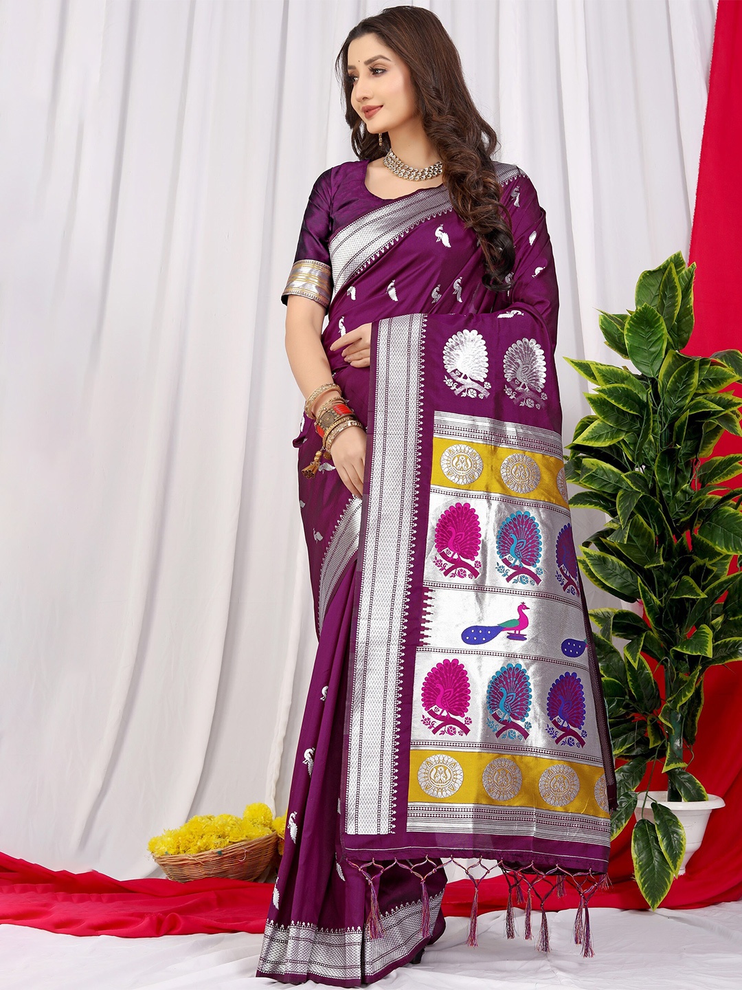 

AVANTIKA FASHION Purple & Yellow Woven Design Zari Pure Silk Kanjeevaram Saree