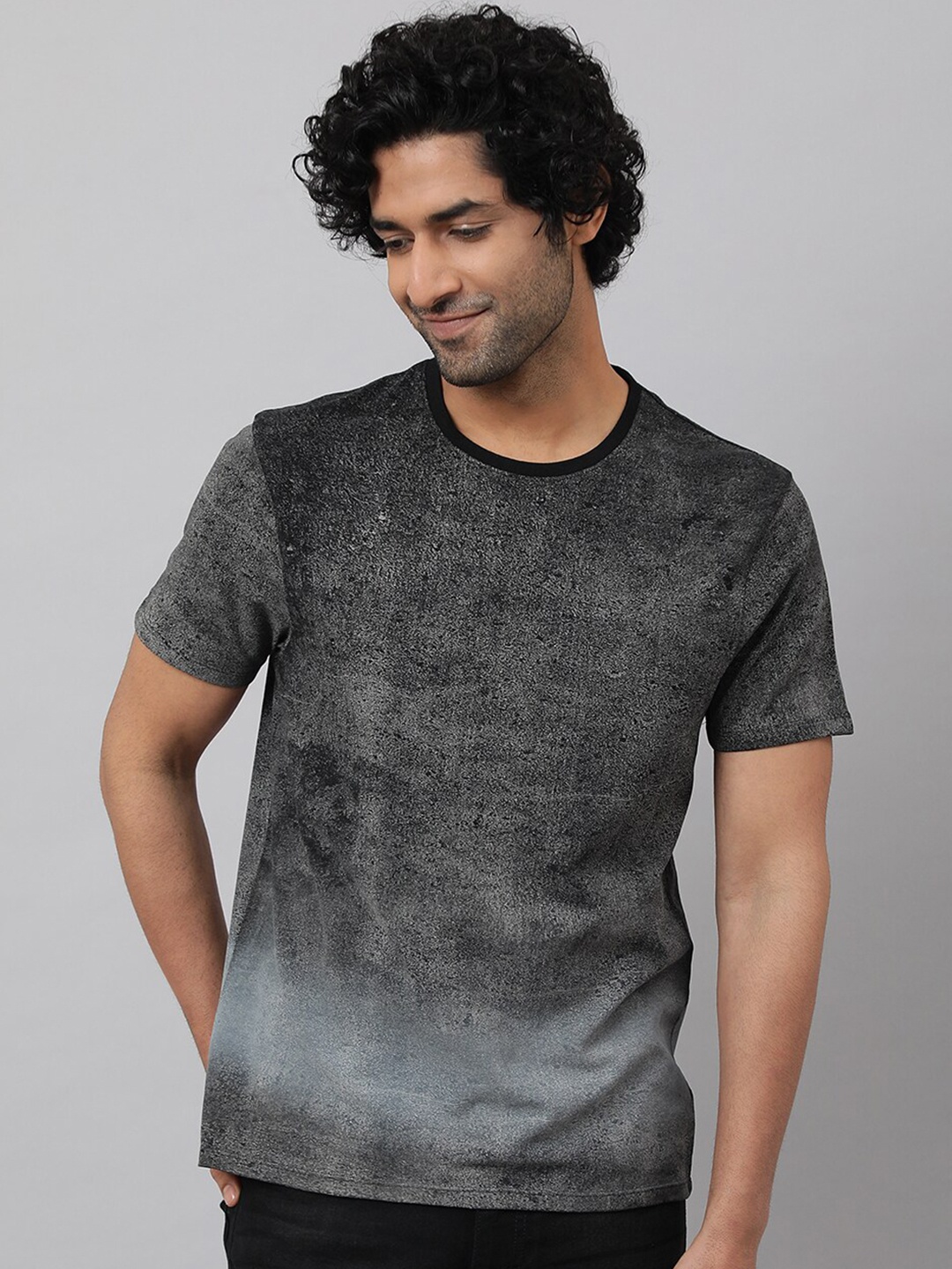

HOUSE OF MIRCHI Printed Round Neck Cotton T-shirt, Black