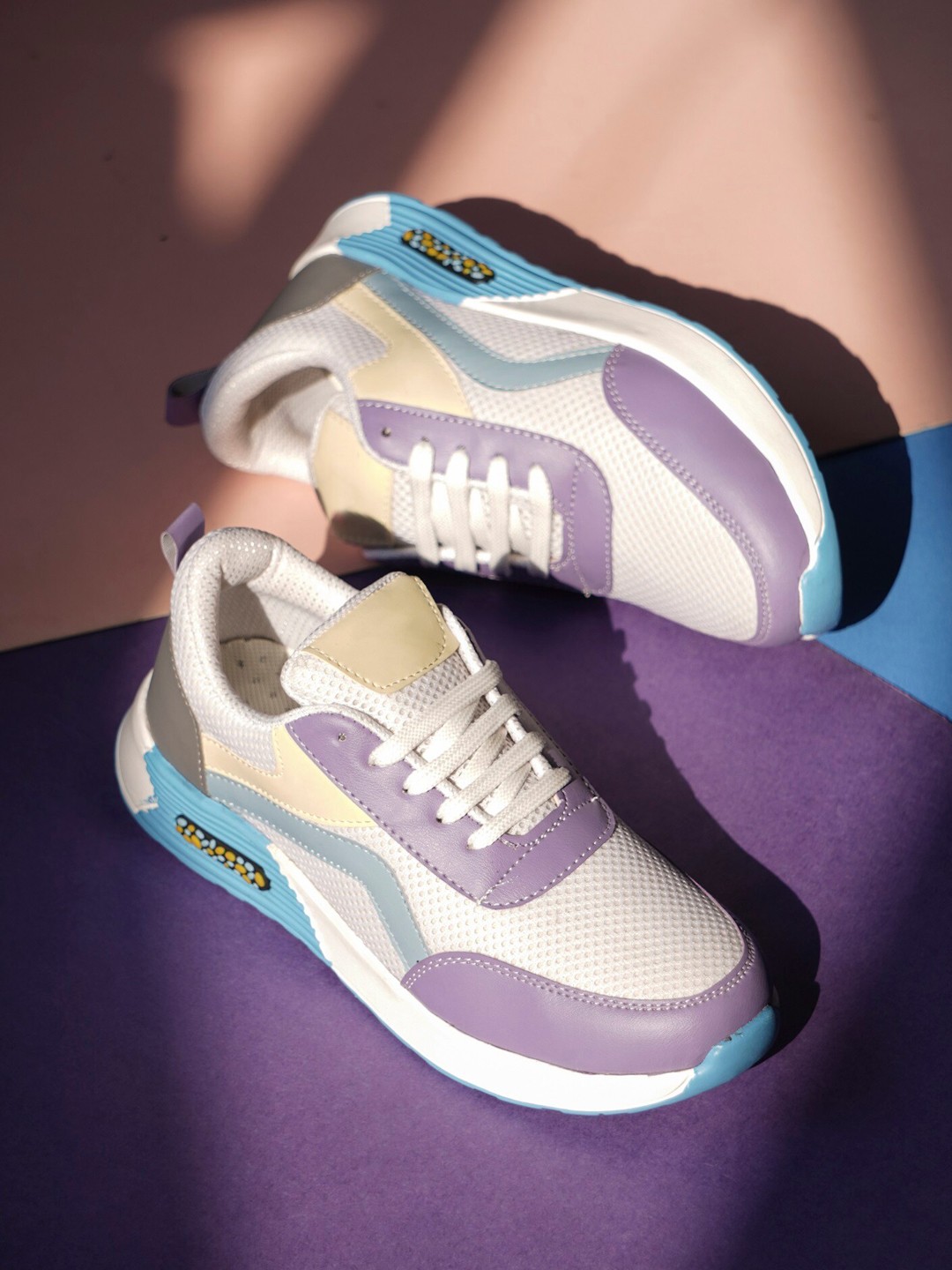 

Try Me Women Lightweight Colourblocked Sneakers, Purple